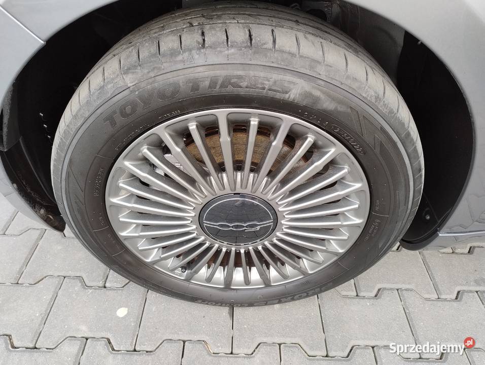 Fiat 500e 2022r Lekko uszkodzony Pali i jeździ kamera cofania Zarszyn