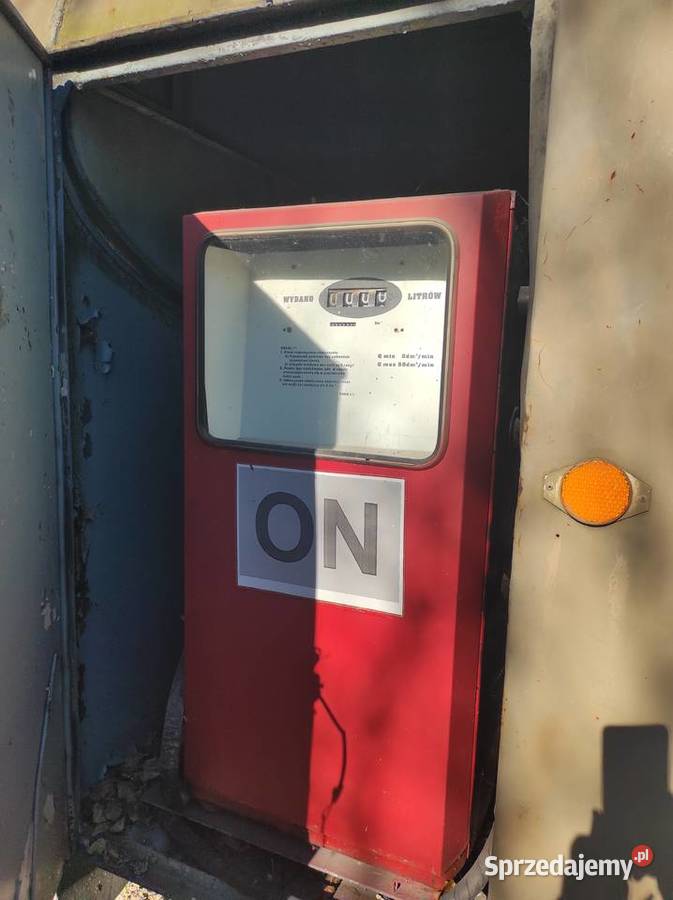 Dystrybutor paliwa na Przyczepie D83 Ostrowiec Świętokrzyski