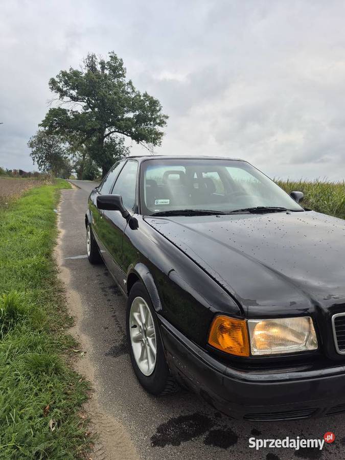 Audi 80B4 czarny Osięciny
