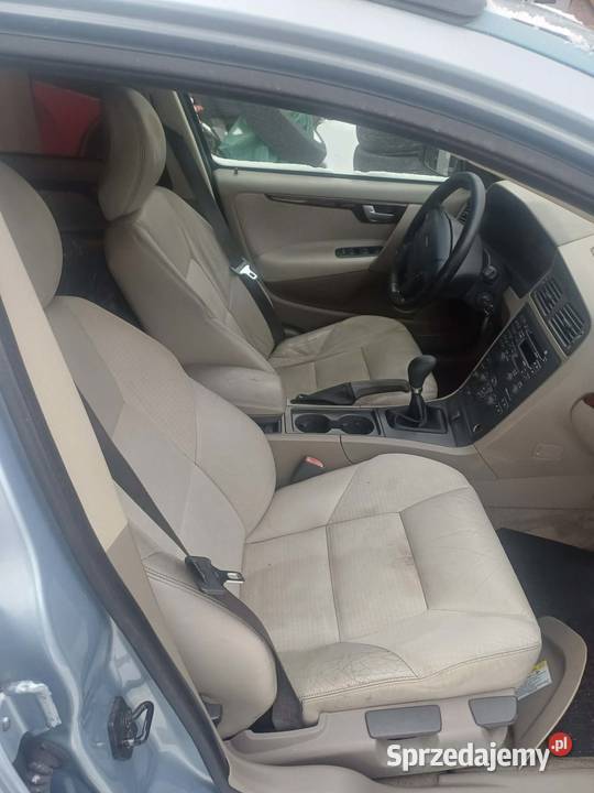 Volvo v70 24 t 2000r manual lakier metallic V70 Kielce