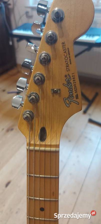 Zamienię gitara elektryczna Fender stratocaster Hadykówka