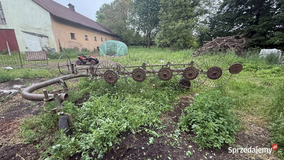 Przewracarko zgrabiarka nieuszkodzony