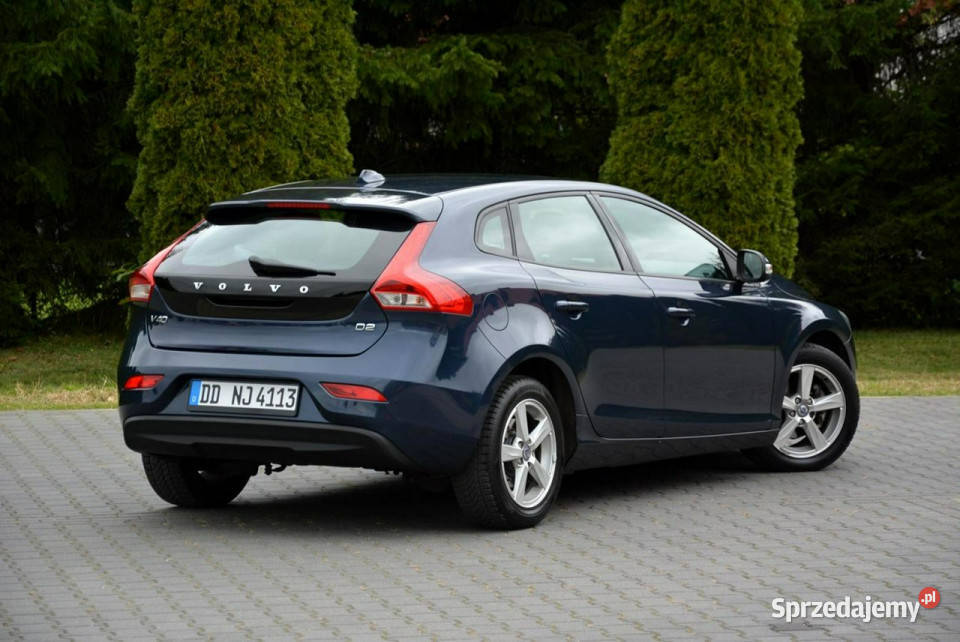Volvo V40 Xenon Ledy Virtual Zegary Parktroni 1560cm3 Ostrów Mazowiecka sprzedam