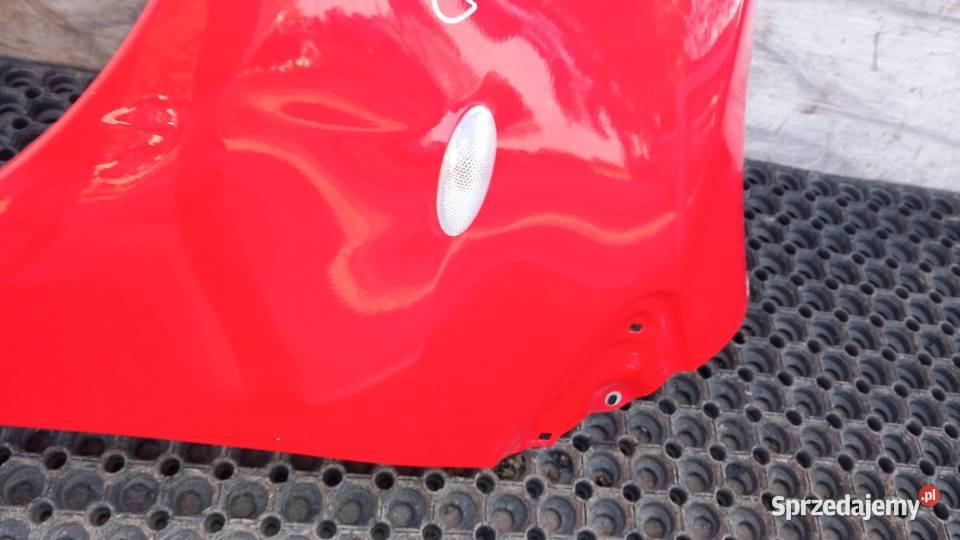 TOYOTA YARIS II LIFT BŁOTNIK PRZÓD LEWY 3P0 Zbierkowo