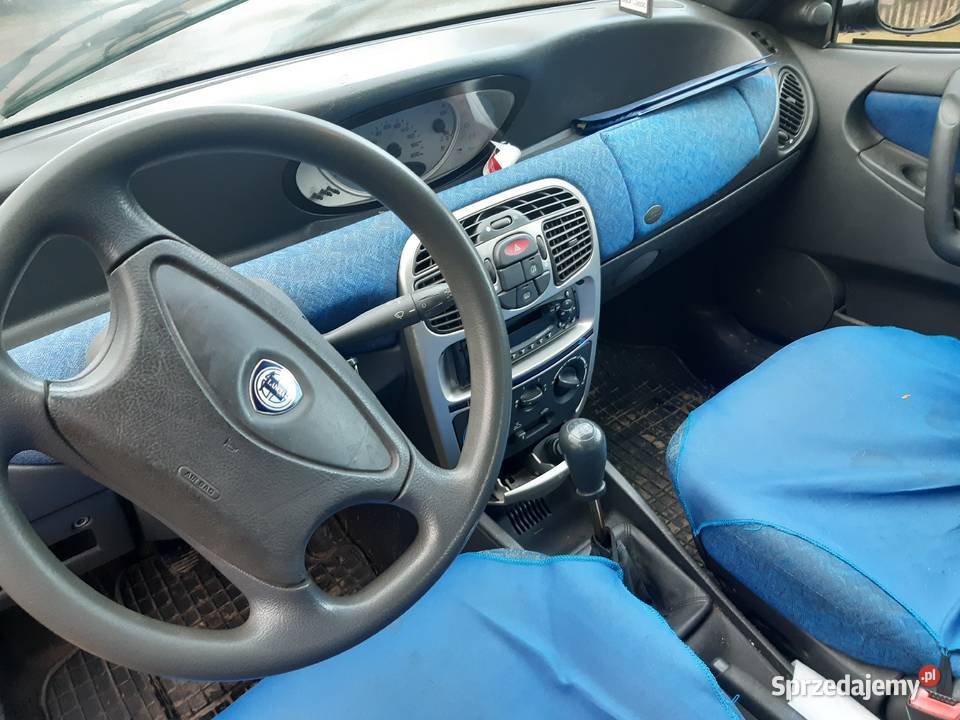 Lancia y 11 55 1998r stan bez większej rdzy Tarnobrzeg