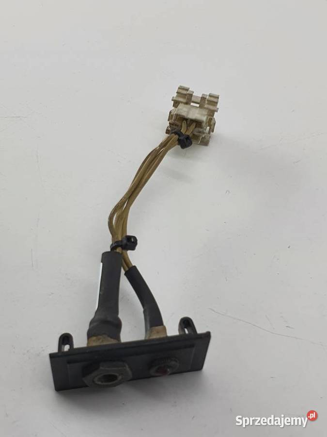 WTYCZKA KOSTKA PRZELACZNIK GNIAZDO MAN LE ciężarowe Janowice sprzedam