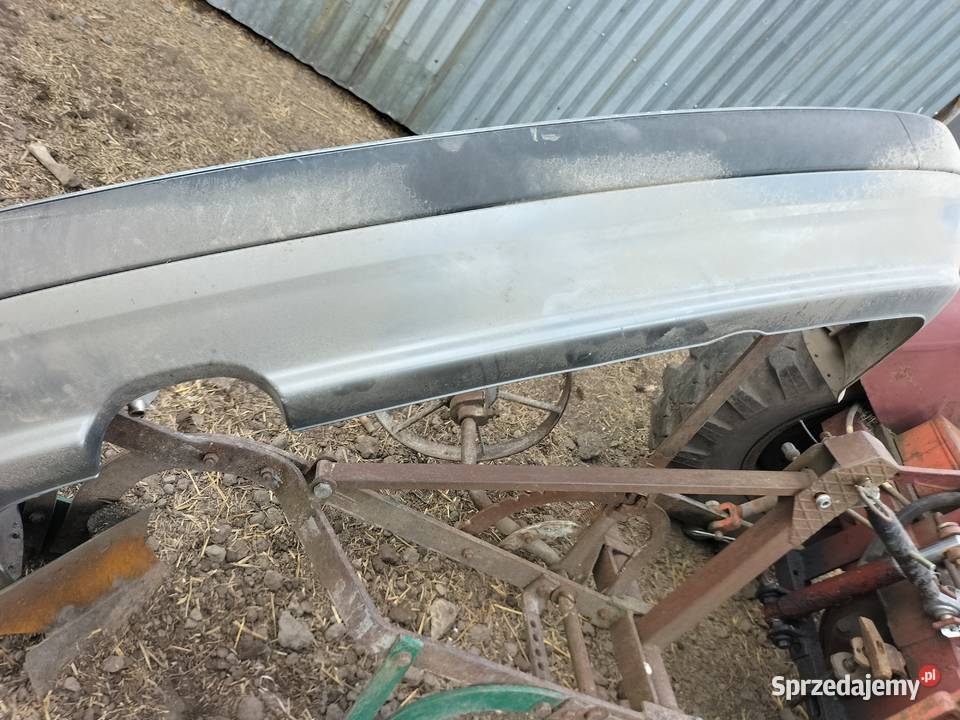 AUDI 80 B4 AUDI 80B4 ZDERZAK TYŁ TYLNY osobowe Zderzaki lubelskie