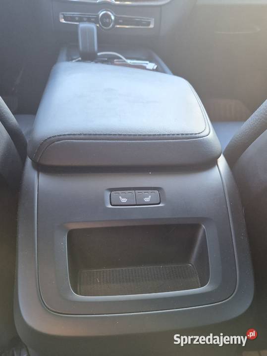 Volvo XC60 B5 B DARK PLUS 250 2024R MATRIX 4X4 relingi dachowe