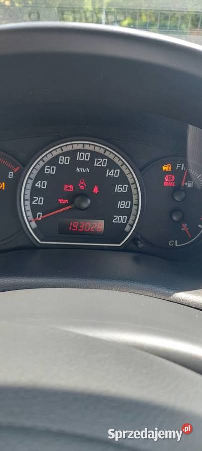 Suzuki Swift 13 benzyna 2009 benzyna sprzedam