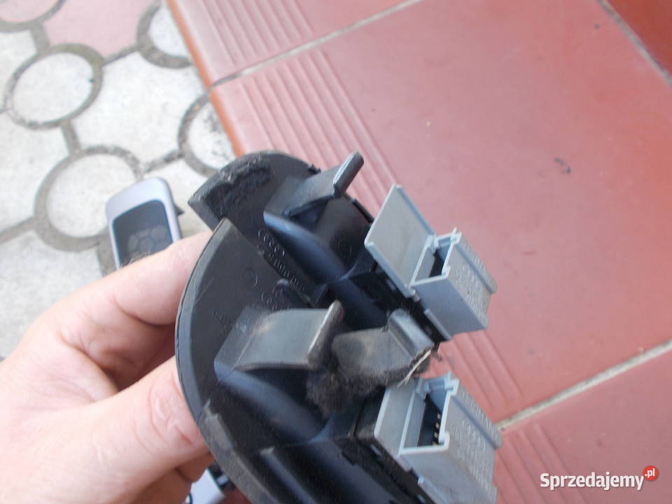 Audi A6 C5 kombi 98r przełącznik szyby tył Strzelce Krajeńskie