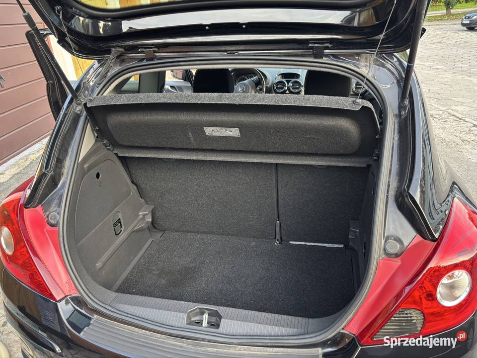 Opel Corsa D 111 2010r Czarny śląskie Siemianowice Śląskie sprzedam