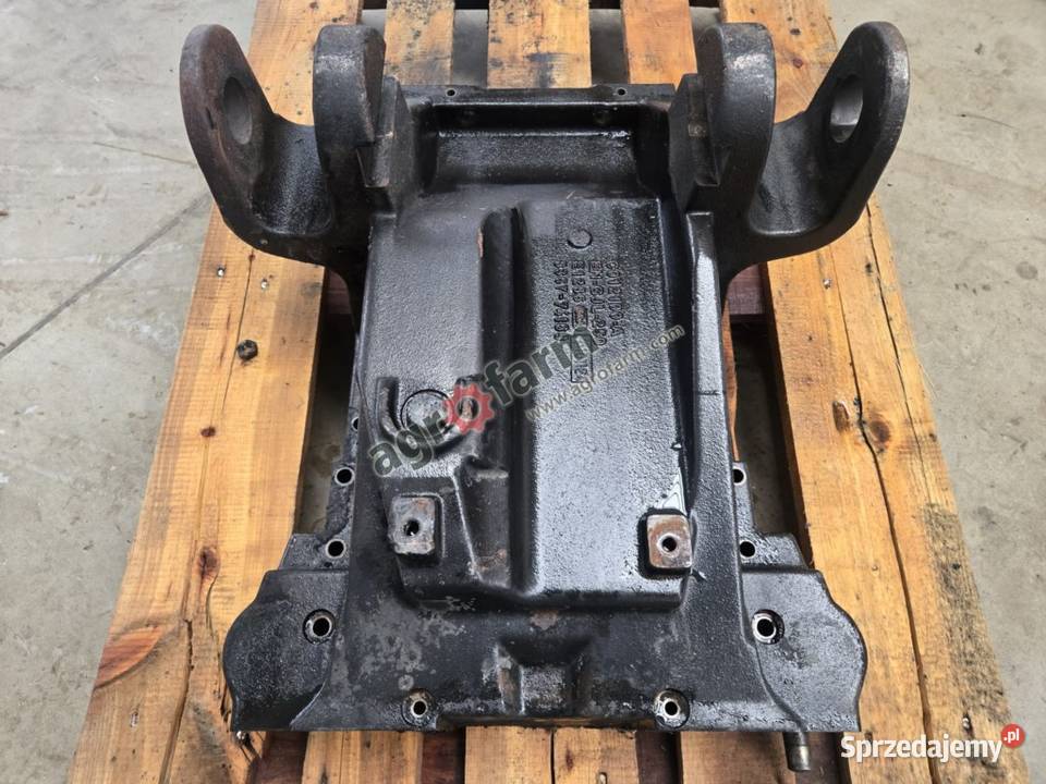 Miska oleju Valtra N111 N101 N121 Części i osprzęt rolniczy Byków