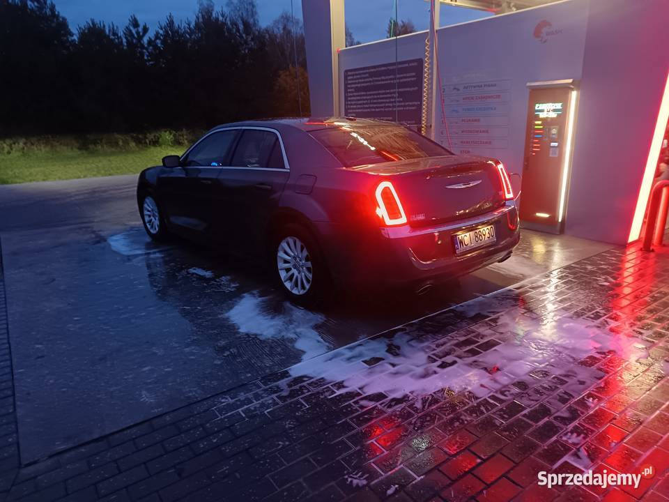 Sprzedam chrysler 300C Ojrzeń sprzedam