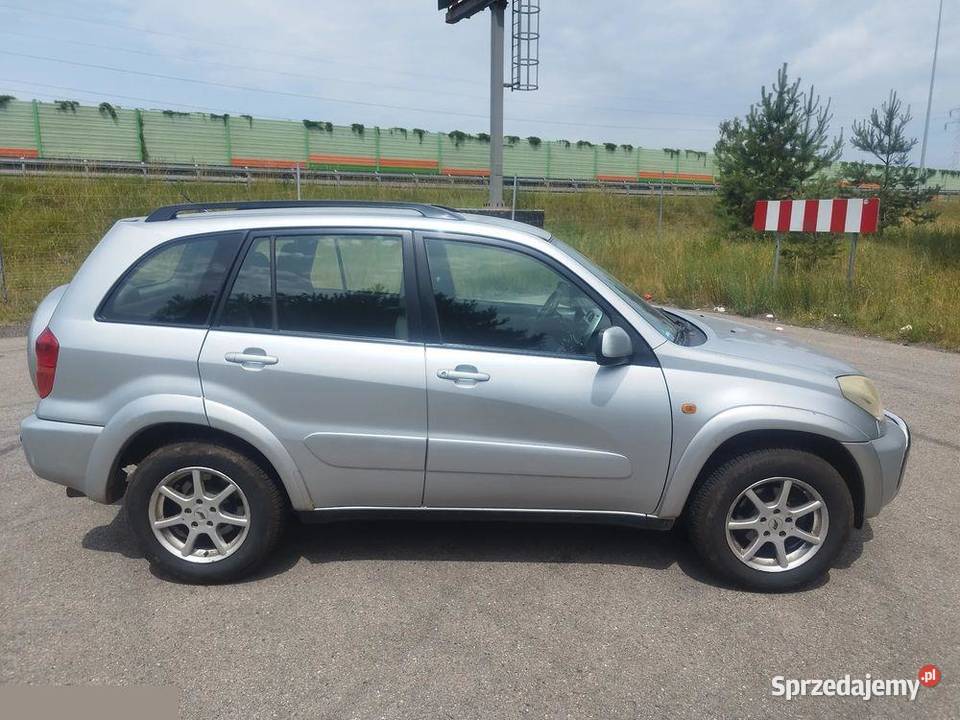 Toyota RAV4 20 VVTi 4x4 150 2003r Ładne i RAV4 świętokrzyskie Tomaszów sprzedam