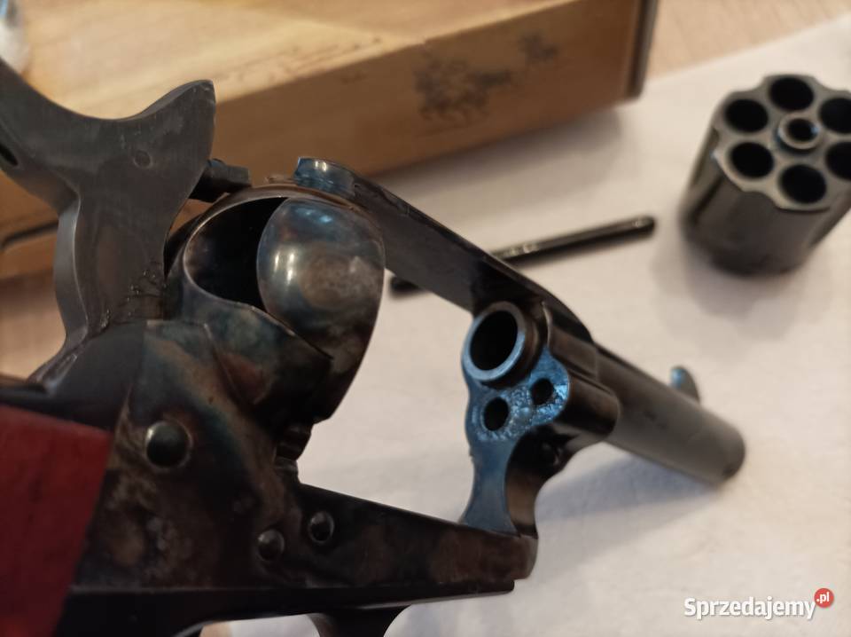 Czarnoprochowy colt Cattleman Thunderer 35 cala Koszalin sprzedam