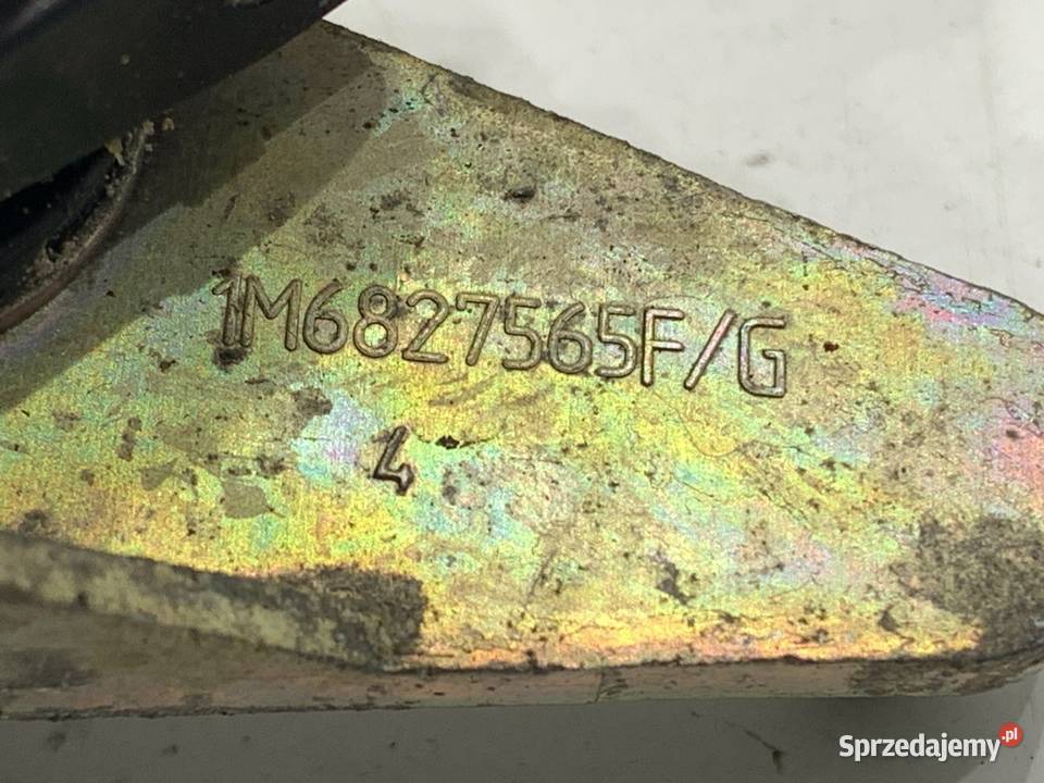 KLAMKA KLAPY TYŁ SEAT LEON I 1M6827565F osobowe Motoryzacja