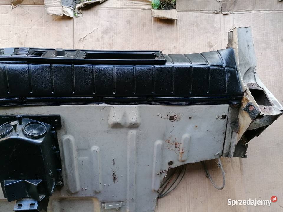 Przód kokpit konsola panel licznik kapliczka Zestawy części blacharskich sprzedam