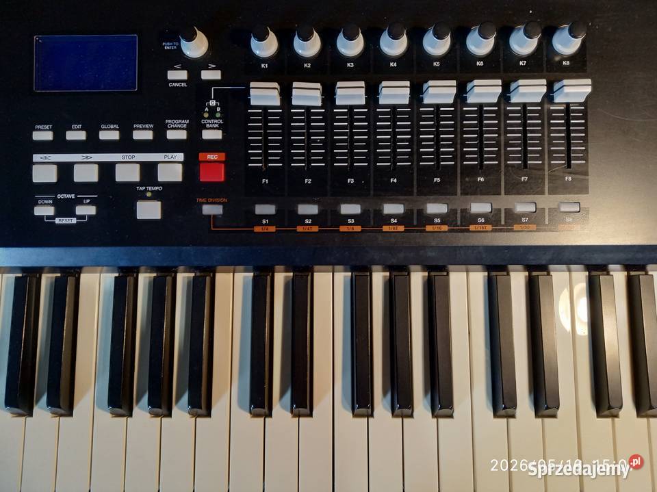 Akai Professional MPK88 88 ważonych klawiszy Zawiercie