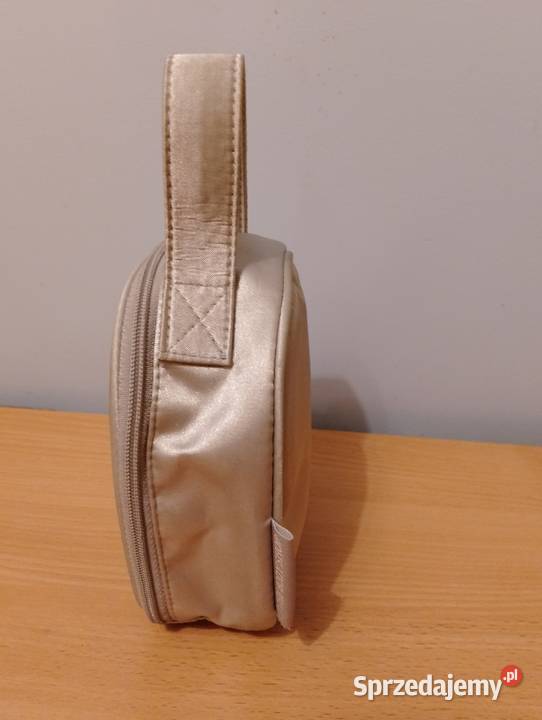 KOSMETYCZKA BODY SHOP satynowa srebrna z rączką Złotniki