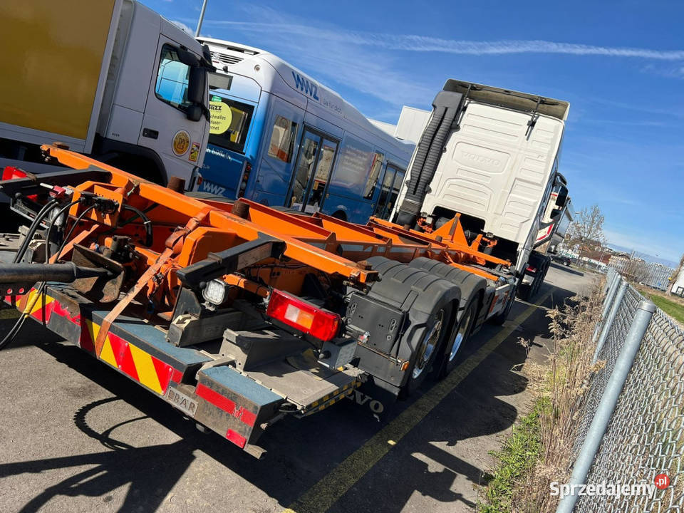 Volvo BDF z przyczepa bezwypadkowy