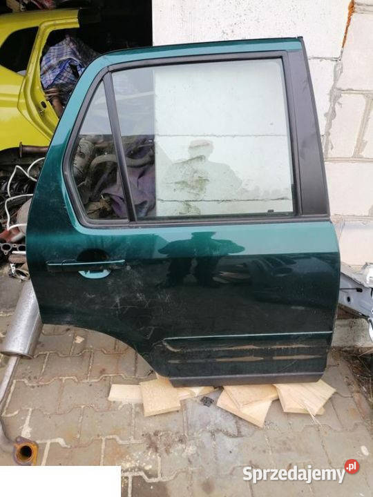 HONDA CRV CRV II 03 PRAWY TYŁ Kozubszczyzna sprzedam