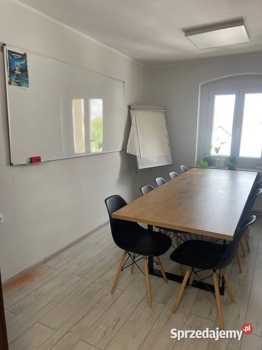 lokal biurowy 107 m kw trzecie piętro parking w Wynajem Opole