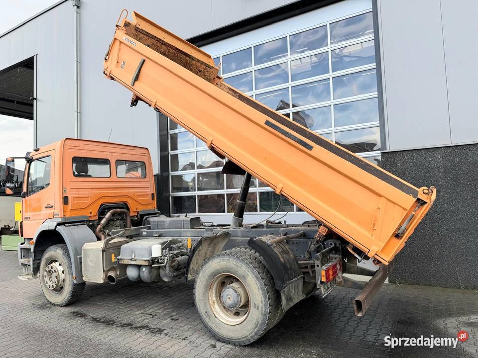 Wywrotka 2 osiowa 4x2 Mercedec Warszawa
