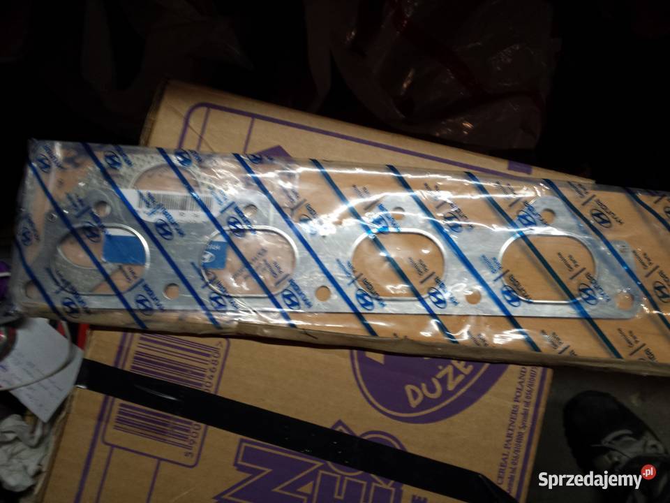 uszczelki pod dolot Hyundai Lantra 18 benzyna sprzedam