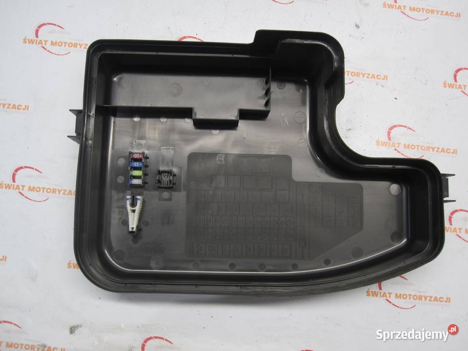 MAZDA 3 III 14r skrzynka bezpieczników osobowe Skrzynki bezpieczników świętokrzyskie