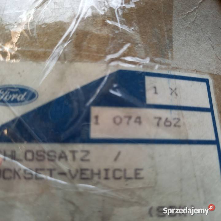 107476295VBB22050DG Komplet zamków Transit