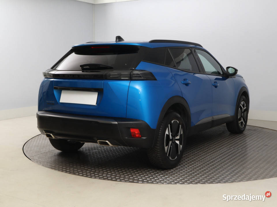 Peugeot 2008 12 PureTech światła LED