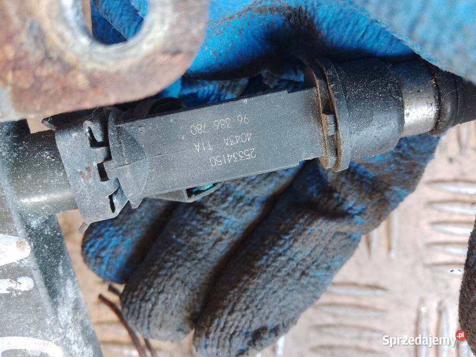 Wtrysk wtryskiwacz paliwa Daewoo Kalos 14 B