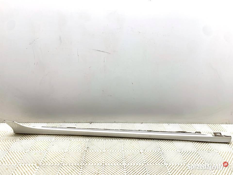 LISTWA PROGOWA PRAWY AUDI A7 4G Hatchback 1018 sprzedam