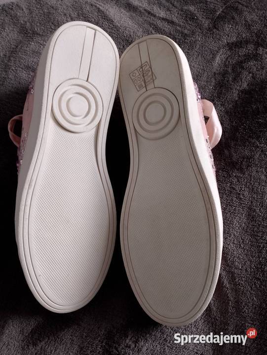 Buty sportowe Balada w rozmiarze 39 25cm Tuchola sprzedam