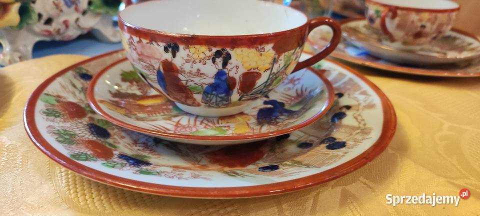 Duży zestaw śniadaniowy porcelana Japonia Gejsze 1900r