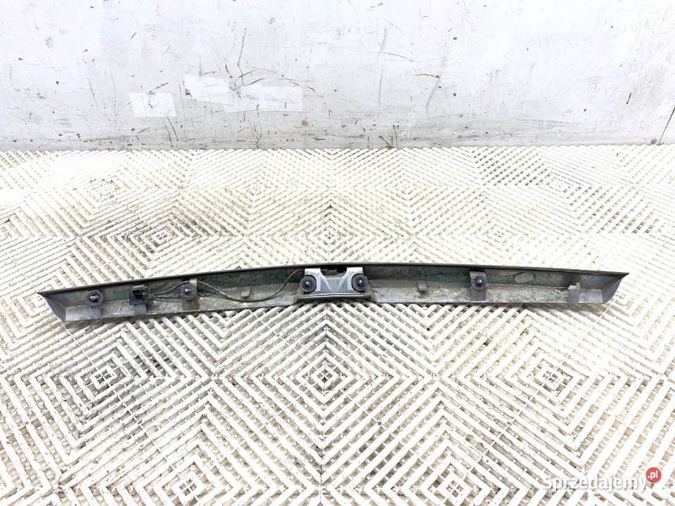 LISTWA KLAPY TYŁ OPEL ASTRA H Hatchback 0414 Karoseria