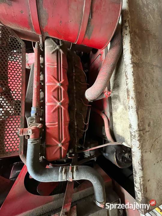 Części do kombajnu International 431321 silnik Do kombajnów sprzedam