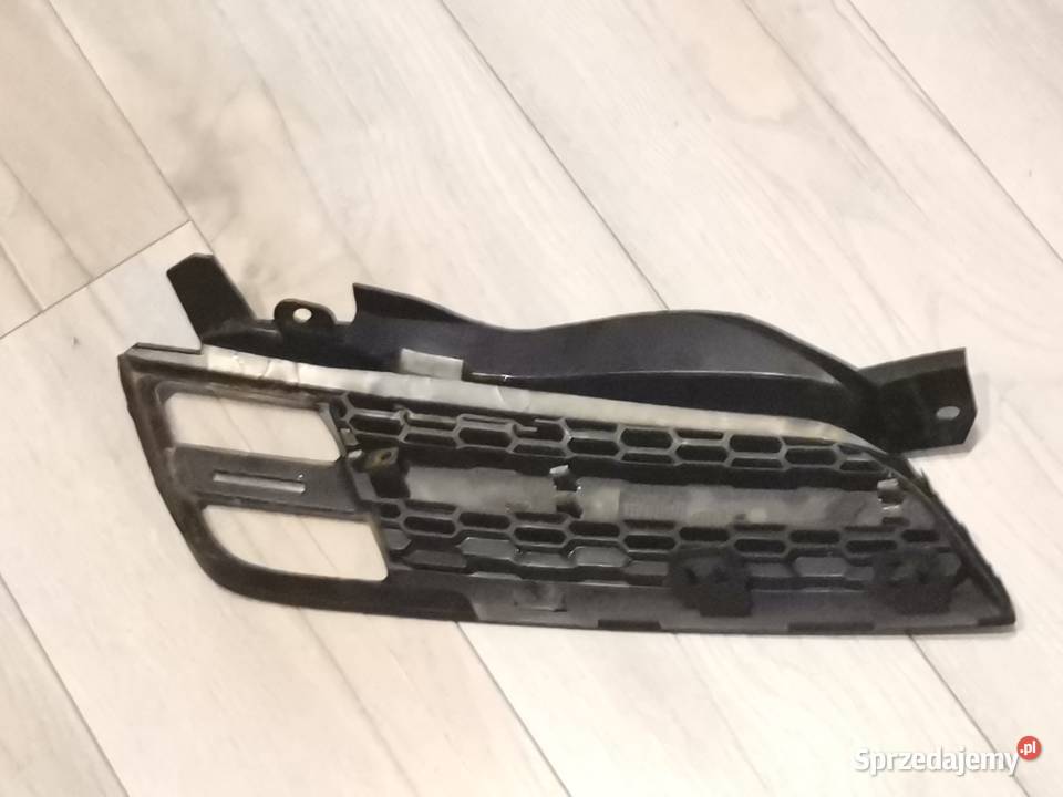 NISSAN MICRA K12 0210 LEWA ATRAPA KRATKA PRZÓD