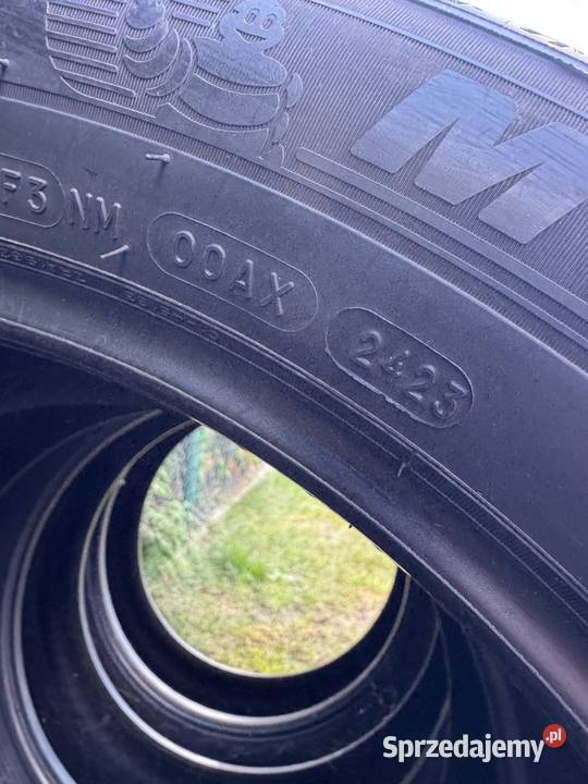 Opony Michelin Lato 2355019 komplet 19cale Grąblin sprzedam