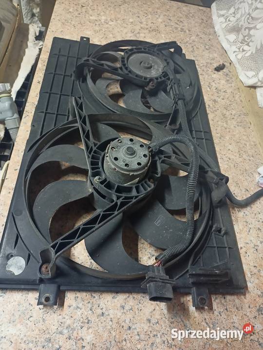 Wiatraki chłodnicy VW Golf 4 kompletne Mielec