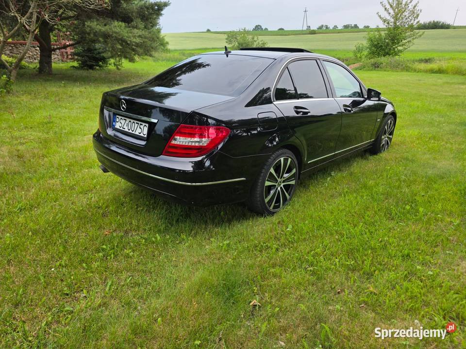 2011 MercedesBenz lift cklasse w204 c200 Wronki