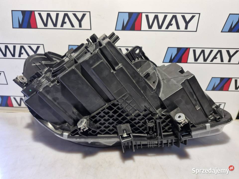 7422573 BMW F45 F46 LAMPA REFLEKTOR PRZEDNIA osobowe Lampy przednie dolnośląskie