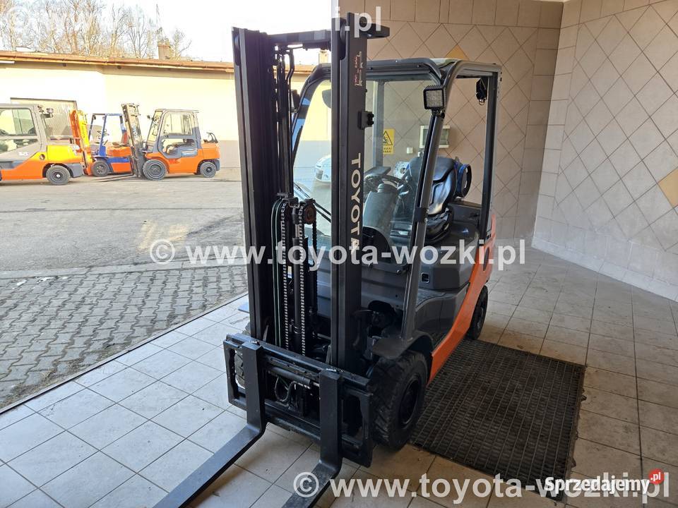 Wózek widłowy TOYOTA 8FGF18 wolny skok 8FG18 Wózki widłowe Mysłowice