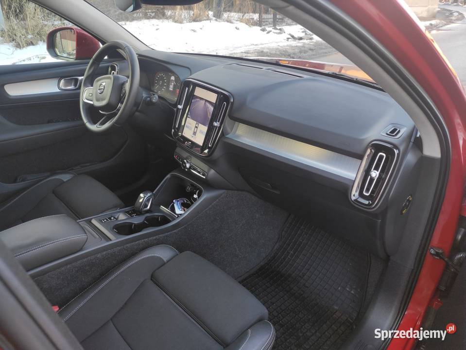 Volvo XC40 2019 20 197 AWD automat przebieg