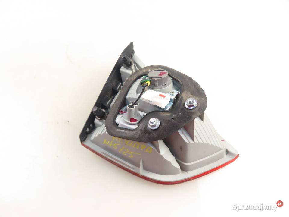 LAMPA PRAWA TYLNA KLAPA HYUNDAI ix35 924062Y0 osobowe