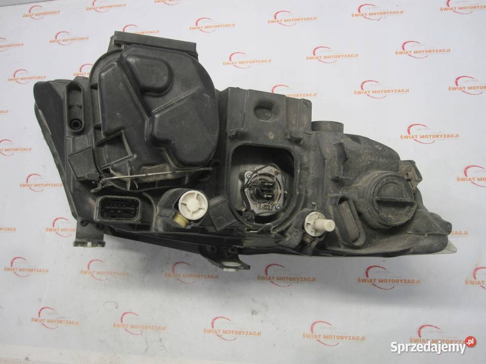 BMW E90 LIFT 10r lampa lewa przód ANGLIK 7202575 Części samochodowe świętokrzyskie