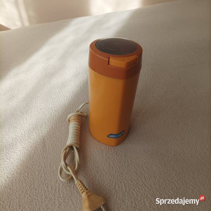 Polski elektryczny udarowy młynek do kawy Predom Stronie Śląskie