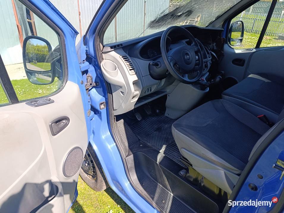 Opel Vivaro 25CDTI 140 2011r klima Dzierżoniów