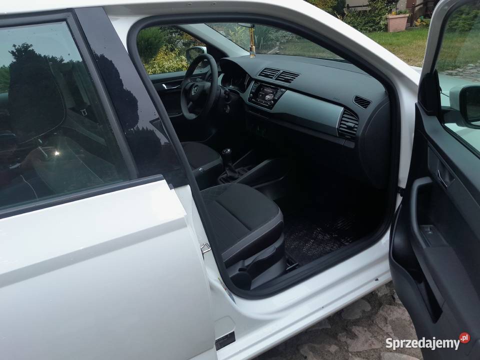 Skoda Fabia Salon Polska 95KM Samochody osobowe Dębno sprzedam