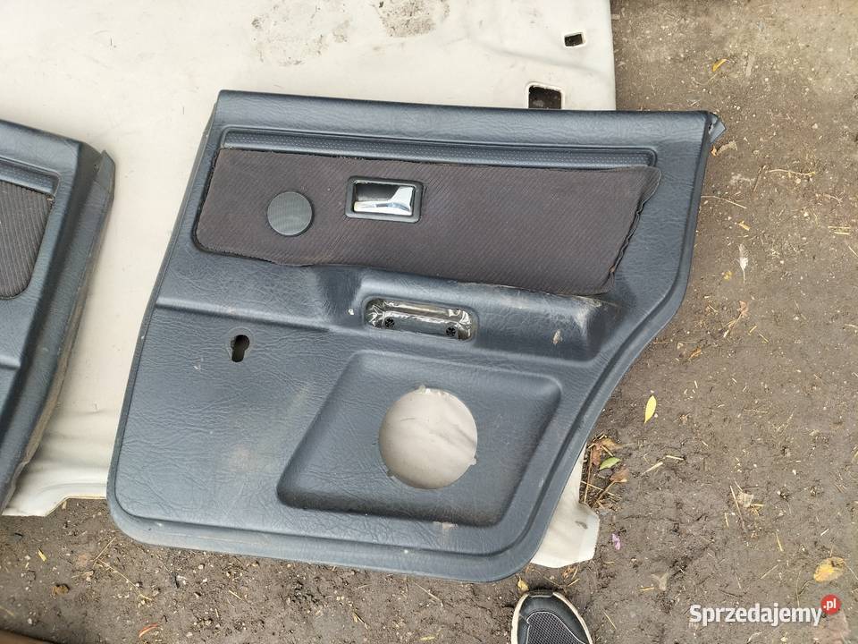 AUDI 80 B4 80B4 BOCZKI TAPICERKA DRZWI SZEROKA Pozostałe Kamień-Kolonia